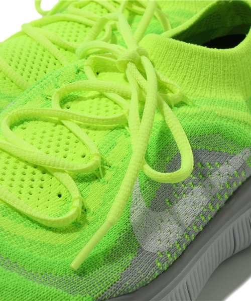 NIKE(ナイキ)の「ナイキ フリー フライニット ネオンカラー NIKE FREE FLYKNIT+(スニーカー・メンズ・イエロー/ブラック/パープル・28cm/27.5cm/26.5cm/27cm/28.5cm/26cm)」の9枚目の写真