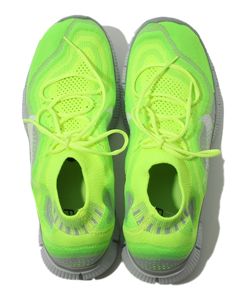 NIKE(ナイキ)の「ナイキ フリー フライニット ネオンカラー NIKE FREE FLYKNIT+(スニーカー・メンズ・イエロー/ブラック/パープル・28cm/27.5cm/26.5cm/27cm/28.5cm/26cm)」の11枚目の写真