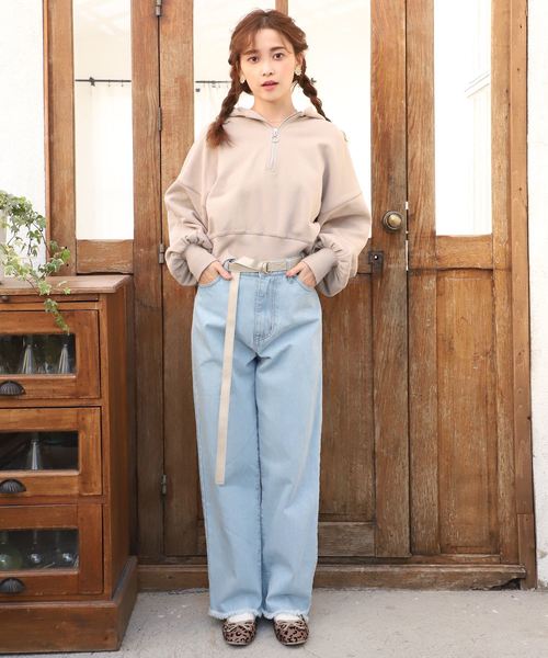 one after another NICE CLAUP(ワンアフターアナザーナイスクラップ)の「ベルト付きデニムパンツ(デニムパンツ・レディース・アイボリー/ブラック/ブルー/ネイビー・SMALL/MEDIUM)」の6枚目の写真