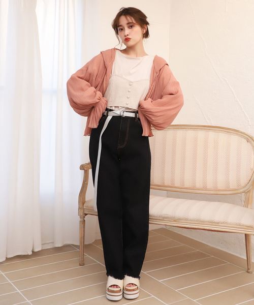 one after another NICE CLAUP(ワンアフターアナザーナイスクラップ)の「ベルト付きデニムパンツ(デニムパンツ・レディース・アイボリー/ブラック/ブルー/ネイビー・SMALL/MEDIUM)」の12枚目の写真