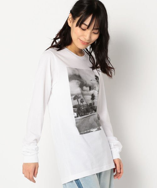 Khaju(カージュ)の「STAR&STRIPE:フォトロングスリーブTEE(Tシャツ/カットソー・レディース・ホワイト/ライトホワイト/ストーン/ホワイト系その他・ONE SIZE)」の22枚目の写真