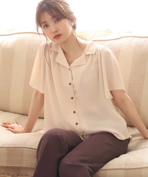 one after another NICE CLAUP(ワンアフターアナザーナイスクラップ)の「開襟フレア袖シャツブラウス(シャツ/ブラウス・レディース・ブラウン/アイボリー/その他/ブラック系その他/ブラウン系その他/イエロー系その他/ライトベージュ/ドット/チェック・FREE)」の5枚目の写真