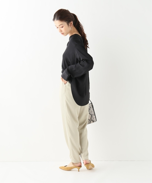journal standard L'essage（ジャーナルスタンダードレサージュ）の「MEMORIAサテンスキッパーブラウス（シャツ/ブラウス・レディース・ブラック/アイボリー・FREE）」の8枚目の写真