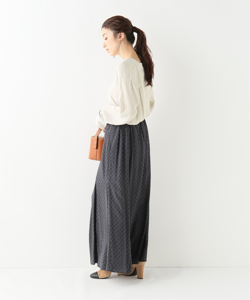 journal standard L'essage（ジャーナルスタンダードレサージュ）の「MEMORIAサテンスキッパーブラウス（シャツ/ブラウス・レディース・ブラック/アイボリー・FREE）」の10枚目の写真