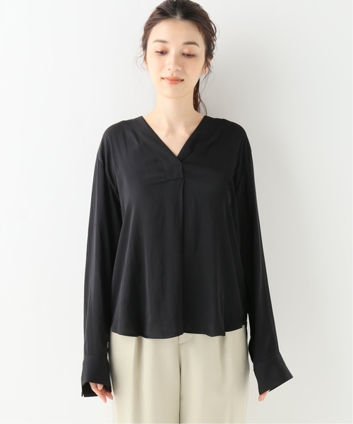 journal standard L'essage（ジャーナルスタンダードレサージュ）の「MEMORIAサテンスキッパーブラウス（シャツ/ブラウス・レディース・ブラック/アイボリー・FREE）」の11枚目の写真