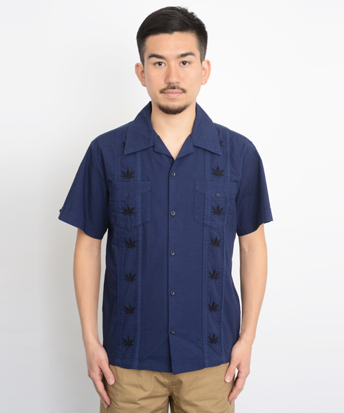 XLARGE(エクストララージ)の「S/S CUBA SHIRT(シャツ/ブラウス・メンズ・ホワイト/ネイビー/バーガンディー・MEDIUM/SMALL/X-LARGE/LARGE)」の1枚目の写真
