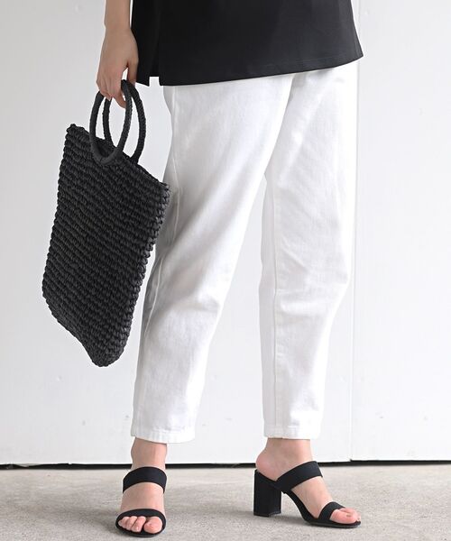 rps（アールピーエス）の「ラップウエストデニムマムパンツ（デニムパンツ・レディース・ネイビー/ブルー/ブルー系その他/アイボリー/カーキ/ブラウン/パープル/ブラック/ミント/オフホワイト・M/L）」の14枚目の写真