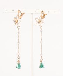 Amina（アミナ）の「【カヤ】花飾り色房イヤリング（イヤリング）」