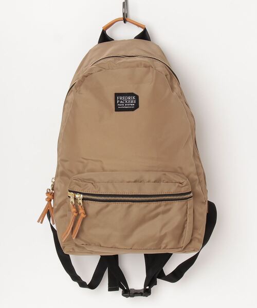 FREDRIK PACKERS(フレドリックパッカーズ)の「【FREDRIK PACKERS/フレドリックパッカーズ】420D DAY PACK(バックパック/リュック・レディース・ブラック/ネイビー/タン/オリーブ・FREE)」の3枚目の写真
