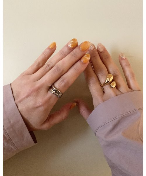 mou（モウ）の「Defor mation ring（リング・レディース・シルバー・FREE）」の4枚目の写真