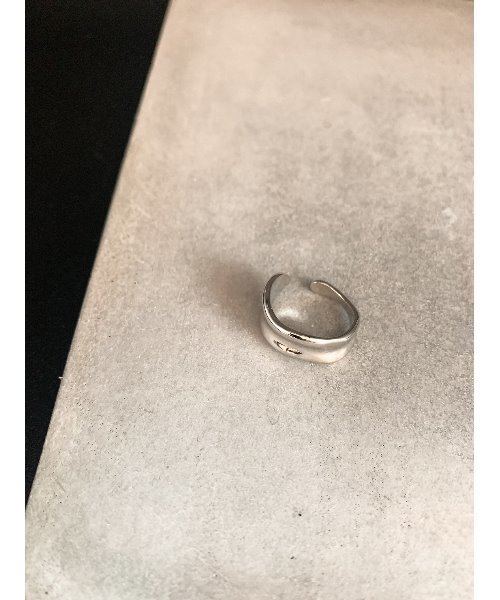 mou（モウ）の「Defor mation ring（リング・レディース・シルバー・FREE）」の8枚目の写真