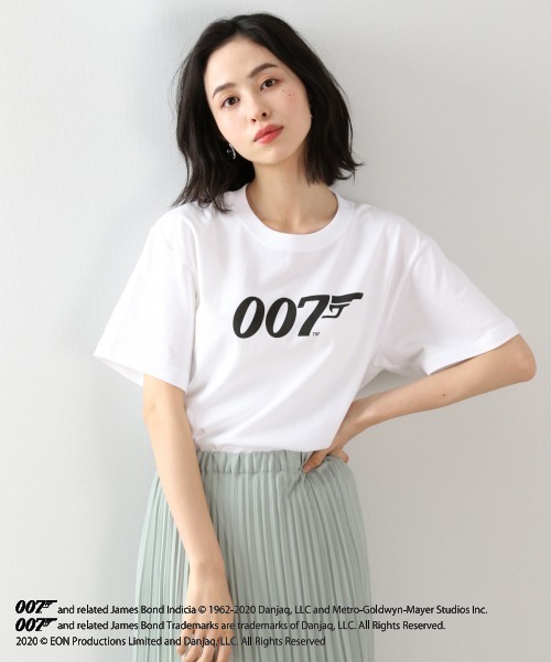 LOWRYS FARM（ローリーズファーム）の「ＣＩＮＥＭＡロゴＴＥＥ　878532（Tシャツ/カットソー・レディース・チャコールグレー/オフホワイト/グレー系その他・FREE）」の2枚目の写真