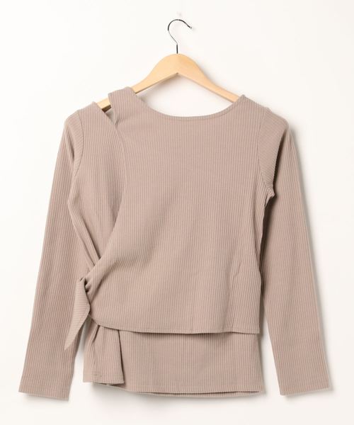 fifth（フィフス）の「レイヤード風アシンメトリートップス（Tシャツ/カットソー・レディース・ライトカーキ/グレイッシュベージュ・MEDIUM）」の3枚目の写真