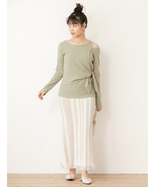 fifth（フィフス）の「レイヤード風アシンメトリートップス（Tシャツ/カットソー・レディース・ライトカーキ/グレイッシュベージュ・MEDIUM）」の15枚目の写真