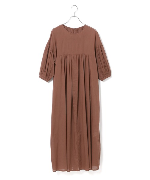 ADAM ET ROPE'（アダムエロペ）の「コットンボイルギャザーワンピース（ワンピース・レディース・ダークブラウン/パープル・FREE）」の3枚目の写真