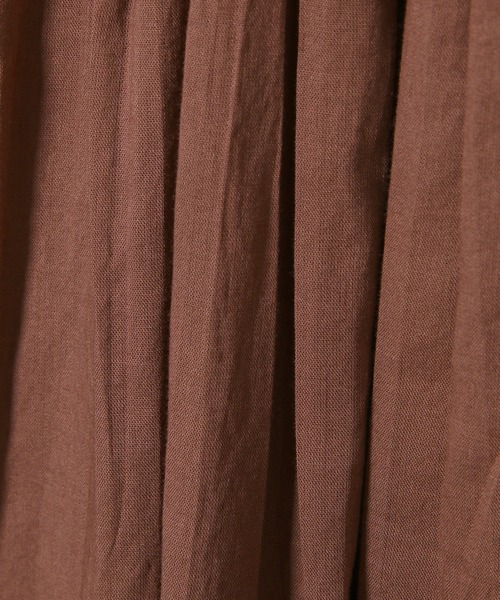 ADAM ET ROPE'（アダムエロペ）の「コットンボイルギャザーワンピース（ワンピース・レディース・ダークブラウン/パープル・FREE）」の10枚目の写真