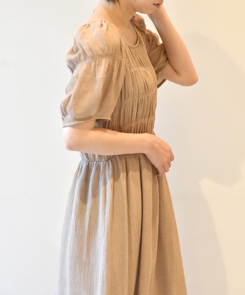 w closet（ダブルクローゼット）の「変わり織りシャーリング後ろリボン 