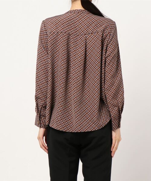 prose verse（プロズヴェール）の「フロントボタンタックブラウス（シャツ/ブラウス・レディース・ブラック/ベージュ/ピンク/ブルー・ﾌﾘ-）」の5枚目の写真