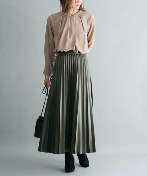 prose verse（プロズヴェール）の「フロントボタンタックブラウス（シャツ/ブラウス・レディース・ブラック/ベージュ/ピンク/ブルー・ﾌﾘ-）」の3枚目の写真