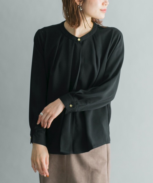 prose verse（プロズヴェール）の「フロントボタンタックブラウス（シャツ/ブラウス・レディース・ブラック/ベージュ/ピンク/ブルー・ﾌﾘ-）」の2枚目の写真