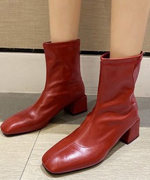 スクエアトゥショートブーツ