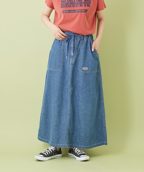 CUBE SUGAR（キューブシュガー）の「綿麻 テンセルデニム イージー ベーカースカート（デニムスカート・レディース・ライトブルー/インディゴブルー・M）」の2枚目の写真