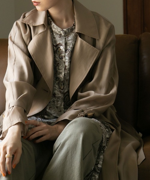 etoll.（エトル）の「シースルートレンチコート（トレンチコート・レディース・スモークピンク/グレイッシュブルー/グレイッシュベージュ/ベージュ/グリーン・M/L）」の6枚目の写真