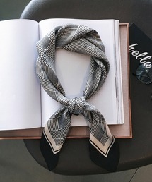 Pittok（ピットク）の「正方形大判スカーフ（バンダナ/スカーフ）」