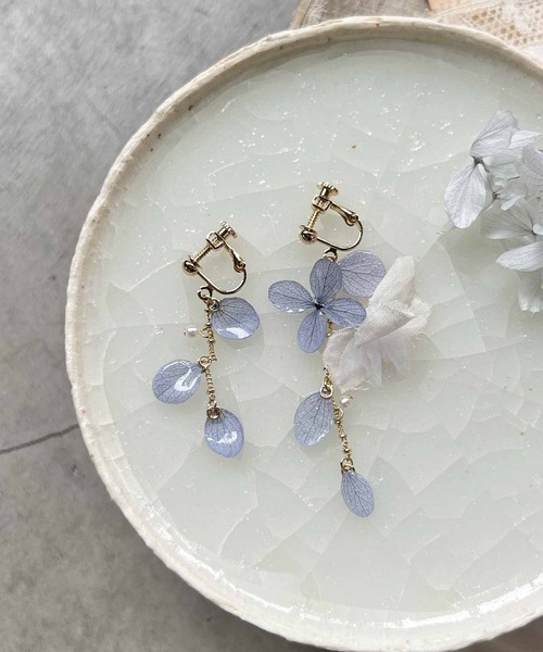 m.soeur（エムスール）の「アジサイとクララのイヤリング＊（イヤリング・レディース・ホワイト/グリーン/ブルー/ライトグリーン・FREE）」の20枚目の写真