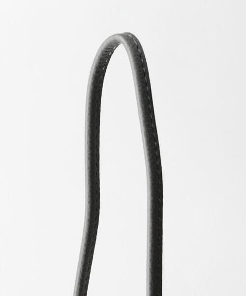 BEAUTY&YOUTH UNITED ARROWS（ビューティーアンドユースユナイテッドアローズ）の「BY スムース スクエア ポーチ/バッグ（ショルダーバッグ・メンズ・グレー/ブラック・FREE）」の6枚目の写真