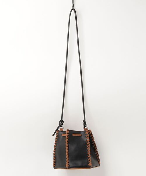 PROTCOL（プロトコル）の「PROTCOL（プロトコル）HEXAGON LEATHER BAG / ヘキサゴンレザーバッグ（ショルダーバッグ・レディース・ブラック・FREE）」の5枚目の写真