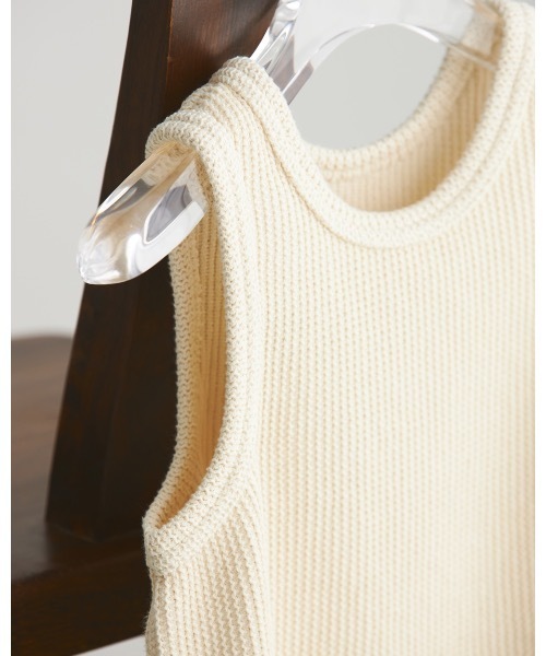 TODAYFUL（トゥデイフル）の「ラッセルニットタンクトップ（タンクトップ・レディース・チョコ/キナリ・FREE）」の7枚目の写真