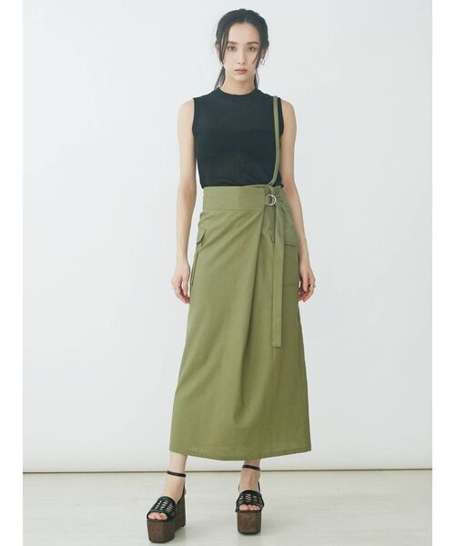 EVRIS(エヴリス)の「ワンショルサスペンダースカート(スカート・レディース・カーキ/ブラック・FREE)」の7枚目の写真