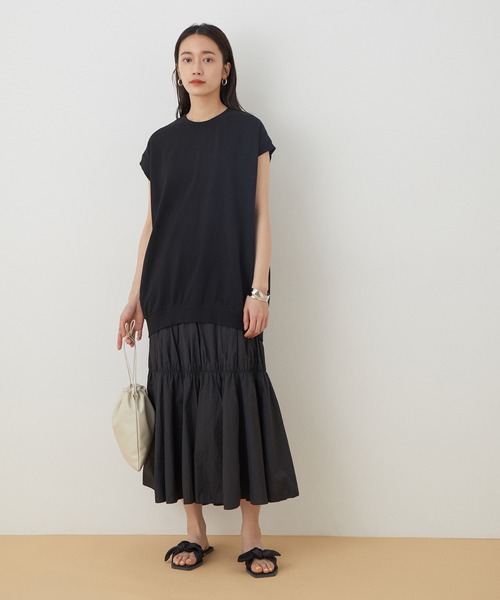 ADAM ET ROPE'(アダムエロペ)の「タフタドッキングカットワンピース(ワンピース・レディース・ブラック/グレー・FREE)」の19枚目の写真