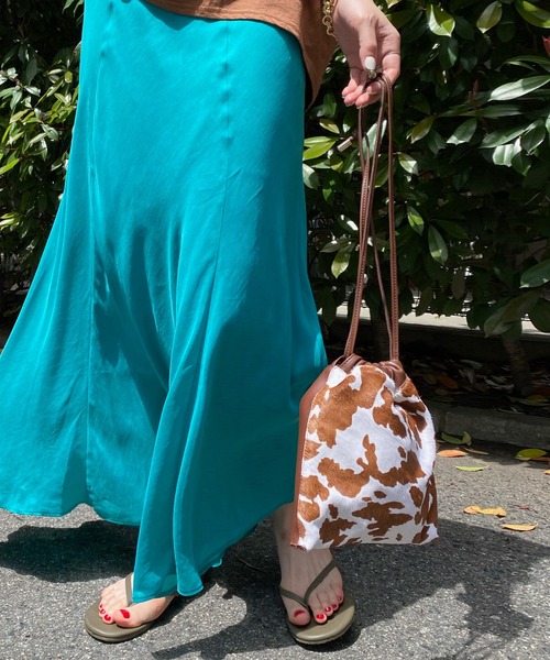 DouDou(ドゥドゥ)の「スクエアドロストショルダー(ショルダーバッグ・レディース・ブラウン/ピンク・FREE)」の2枚目の写真