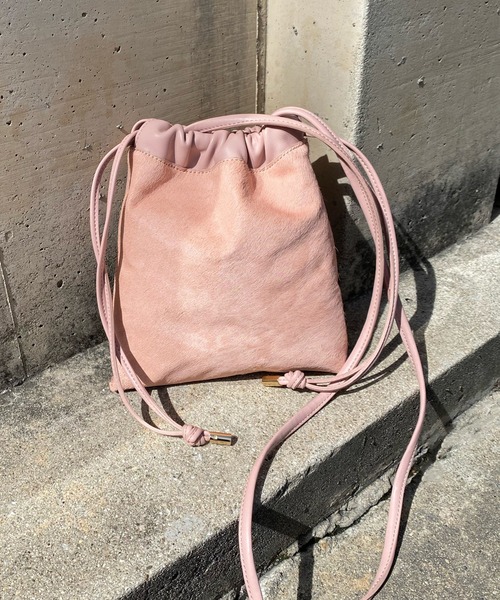 DouDou(ドゥドゥ)の「スクエアドロストショルダー(ショルダーバッグ・レディース・ブラウン/ピンク・FREE)」の6枚目の写真