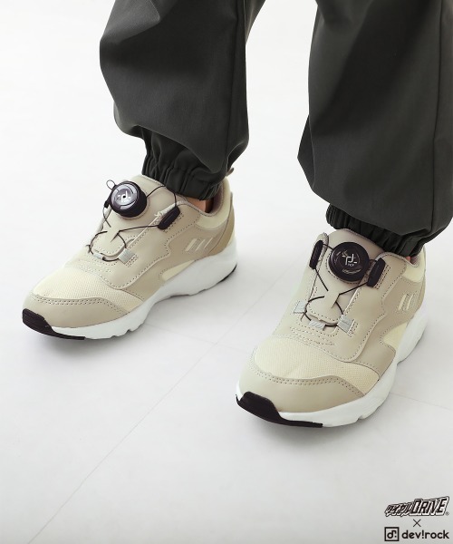 DIAL DRIVE（ダイヤルドライブ）の「ダイヤルドライブ×devirock スニーカー（スニーカー・キッズ・ベージュ/ブラック・16.0cm/21.0cm/22.0cm/19.0cm/20.0cm/17.0cm/23.0cm/18.0cm）」の2枚目の写真