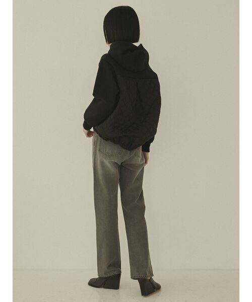 COTORICA（コトリカ）の「キルティング切替パーカー【セットアップ対応】（パーカー・レディース・ブラック/オフホワイト/カーキ/ベージュ/ネイビー・SMALL/MEDIUM）」の15枚目の写真