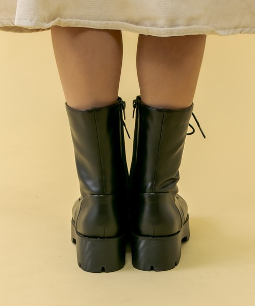 RASVOA（ラスボア）の「バルキーレースアップブーツ（ブーツ・レディース・ブラック・M/L）」の3枚目の写真