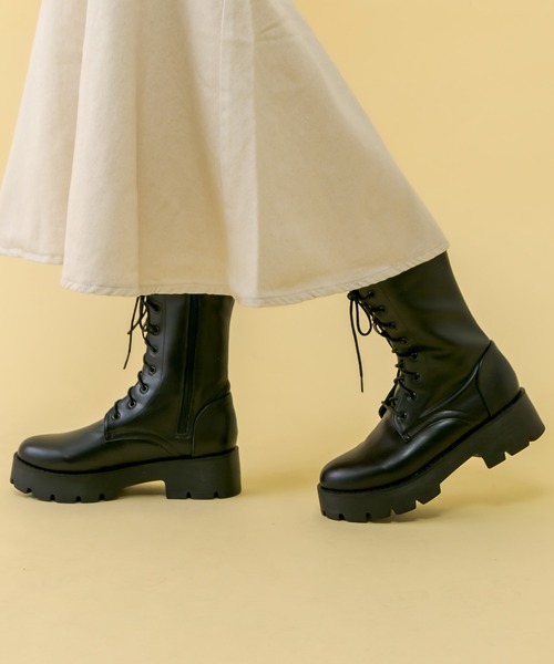 RASVOA（ラスボア）の「バルキーレースアップブーツ（ブーツ・レディース・ブラック・M/L）」の2枚目の写真
