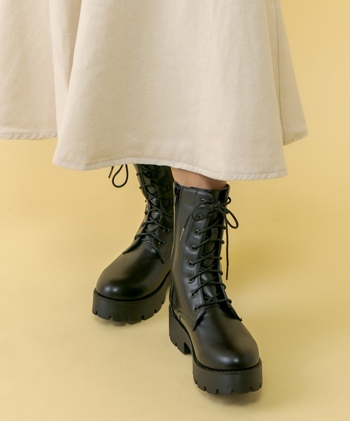 RASVOA（ラスボア）の「バルキーレースアップブーツ（ブーツ・レディース・ブラック・M/L）」の8枚目の写真