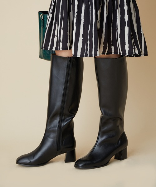 MADEMOISELLE ROPE'（マドモアゼル ロペ）の「センターシームロングブーツ（ブーツ・レディース・ブラック・36.5/37.5/35.5）」の13枚目の写真