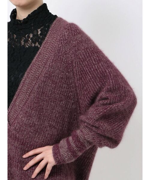 LAGUNAMOON(ラグナムーン)の「オーバーVネックニットプルオーバー(ニット/セーター・レディース・ブルー/アイボリー/ボルドー・FREE)」の8枚目の写真