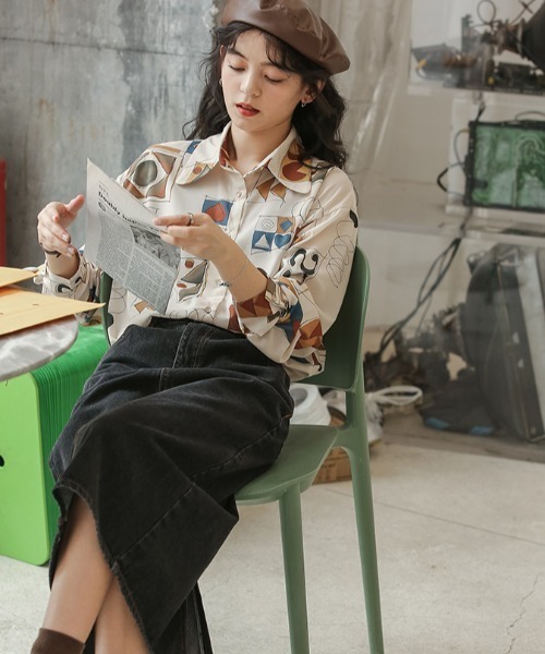 KOR（ケーオーアール）の「総柄　長袖シャツ（シャツ/ブラウス・レディース・ベージュ系その他・S/M/L/XL）」の8枚目の写真
