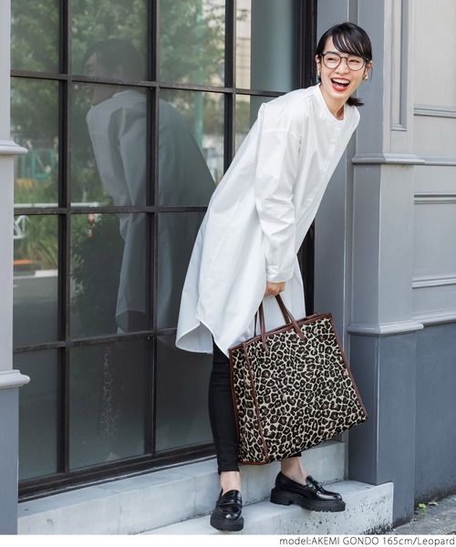 coca(coca)(コカ)の「レオパード柄ビッグトートバッグ(トートバッグ・レディース・レオパード・ONE SIZE)」の7枚目の写真