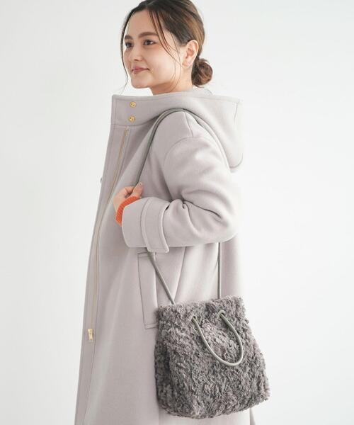 green label relaxing（グリーンレーベルリラクシング）の「ボア ミニショッピング 2WAYバッグ（ショルダーバッグ・レディース・ブラック/オフホワイト/モカ/ケリー・FREE）」の3枚目の写真