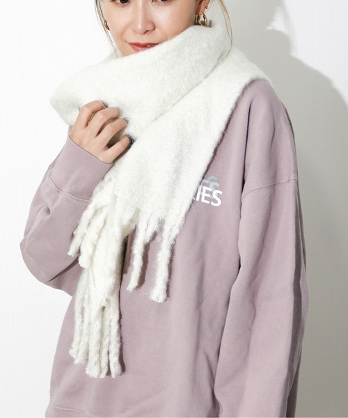 Per sist ence（パーシエンス）の「Per sist ence/パーシエンス　無地＆チェック バルキーストール（マフラー・レディース・ブラック/ベージュ/ピンク/アイボリー/ブラック系その他/ベージュ系その他/ブルー系その他/ピンク系その他・FREE）」の2枚目の写真