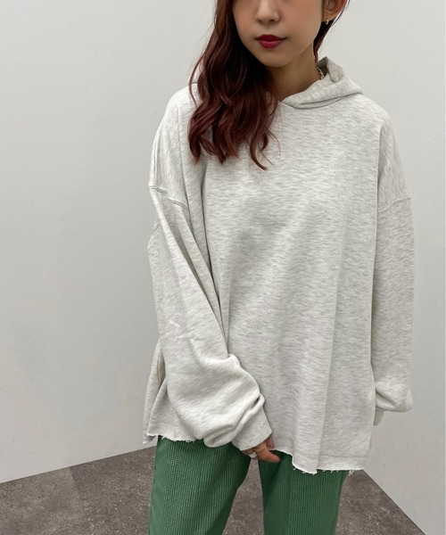 apres jour mignon(アプレジュールミニョン)の「ダメージ裏毛フーディー【ZOZOTOWN限定アイテム】(パーカー・レディース・アイボリー/ブラック/ナチュラル・X-LARGE/フリー)」の3枚目の写真