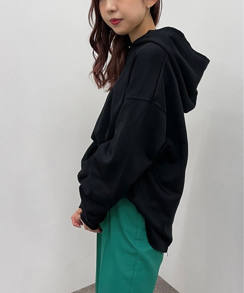 apres jour mignon(アプレジュールミニョン)の「ダメージ裏毛フーディー【ZOZOTOWN限定アイテム】(パーカー・レディース・アイボリー/ブラック/ナチュラル・X-LARGE/フリー)」の9枚目の写真