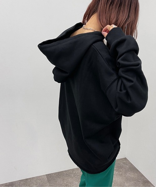 apres jour mignon(アプレジュールミニョン)の「ダメージ裏毛フーディー【ZOZOTOWN限定アイテム】(パーカー・レディース・アイボリー/ブラック/ナチュラル・X-LARGE/フリー)」の10枚目の写真